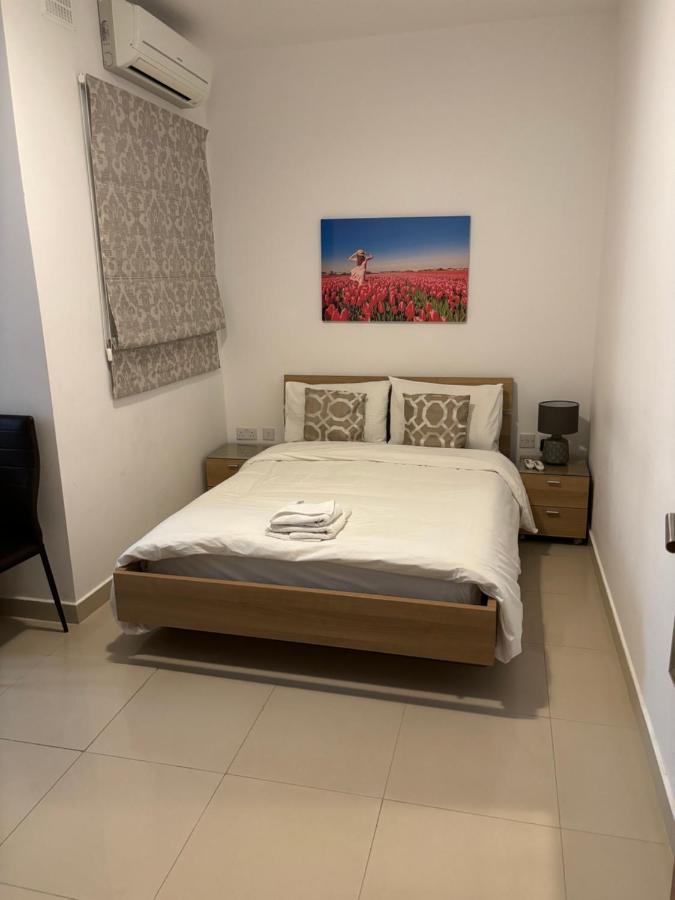 Belmonte Flat Lägenhet Sliema Exteriör bild