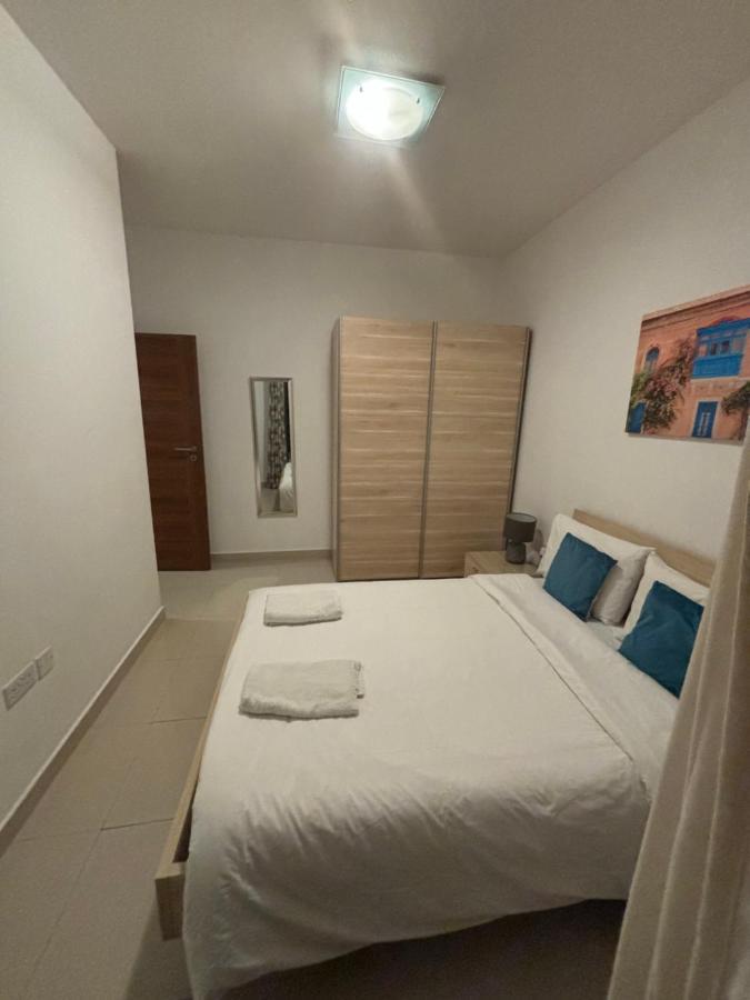 Belmonte Flat Lägenhet Sliema Exteriör bild